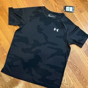 Under Armour Black Camo Short Sleeve Performance Tee
